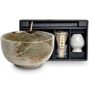 juego de cerámica para preparar el té matcha siguiendo la ceremonia tradicional. Es el modelo hikari de tecológico.